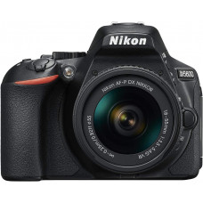 Nikon D5600 - Kit de cámara réflex de 24.2 MP con objetivo AF-P DX 18 - 55 mm VR, pantalla táctil de 3", Full HD, color negro - Versión Europea Nikon D5600 - Kit de cámara réflex de 24.2 MP con objetivo AF-P DX 18 - 55 mm VR, pantalla táctil de 3", Full HD, color negro - Versión Europea