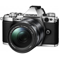 Olympus OM-D E-M5 Mark II Kit, Cámara de Sistema Micro Cuatro Tercios (16,1 MP, Estabilizador de Imagen de 5 Ejes, Visor Electrónico) + Objetivo M.Zuiko Digital ED 14-150mm F4-5.6, plata Olympus OM-D E-M5 Mark II Kit, Cámara de Sistema Micro Cuatro Tercios (16,1 MP, Estabilizador de Imagen de 5 Ejes, Visor Electrónico) + Objetivo M.Zuiko Digital ED 14-150mm F4-5.6, plata
